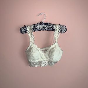 2/$15 White Lace Brallette